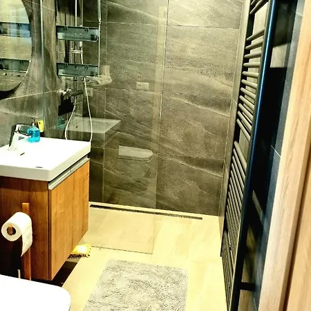 شقة Valley Demaenovska Dolina *