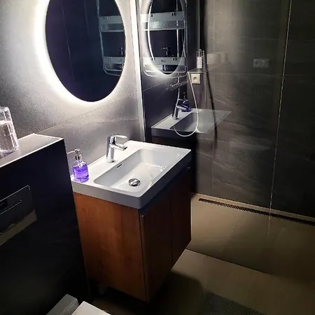 شقة Valley Demaenovska Dolina